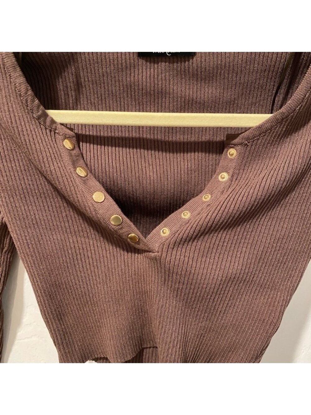 Ribbed crop top - Picture 2 of 3